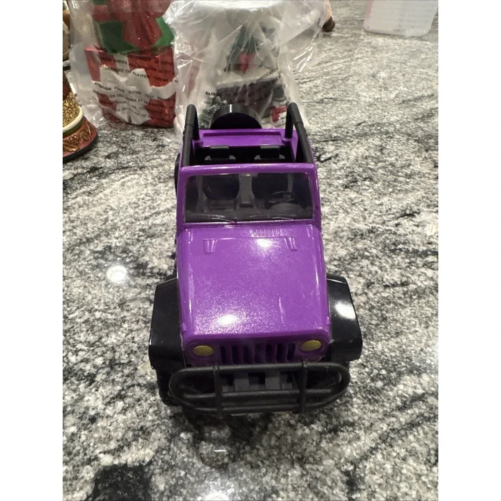 Jada Toys Girlmazing 1/16 Scale Purple R/C‎ Jeep No Remote